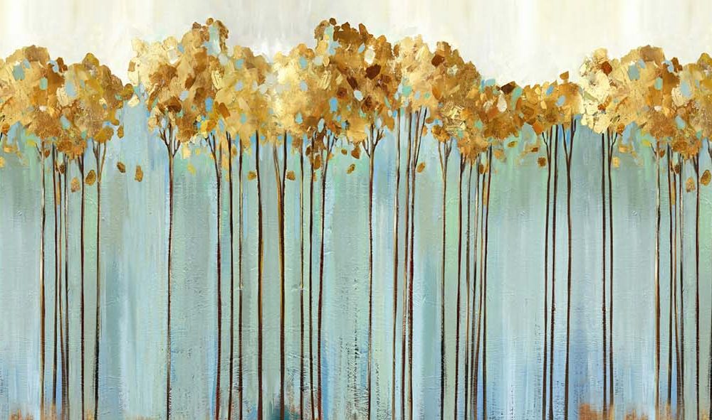 Gouden Bloemen Behang met Blauwe Reflecties