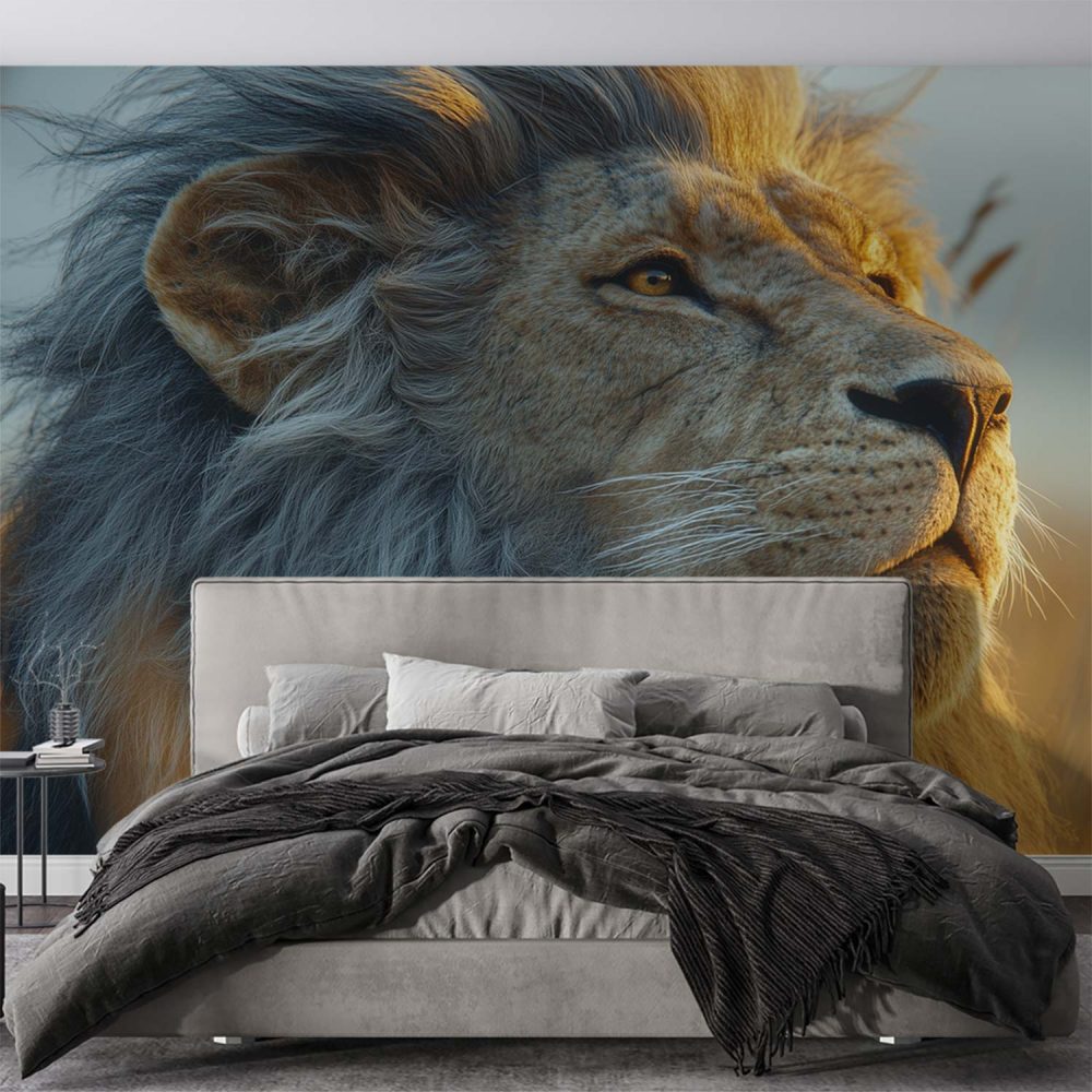 Alternative view of Gouden leeuw in savanne behang