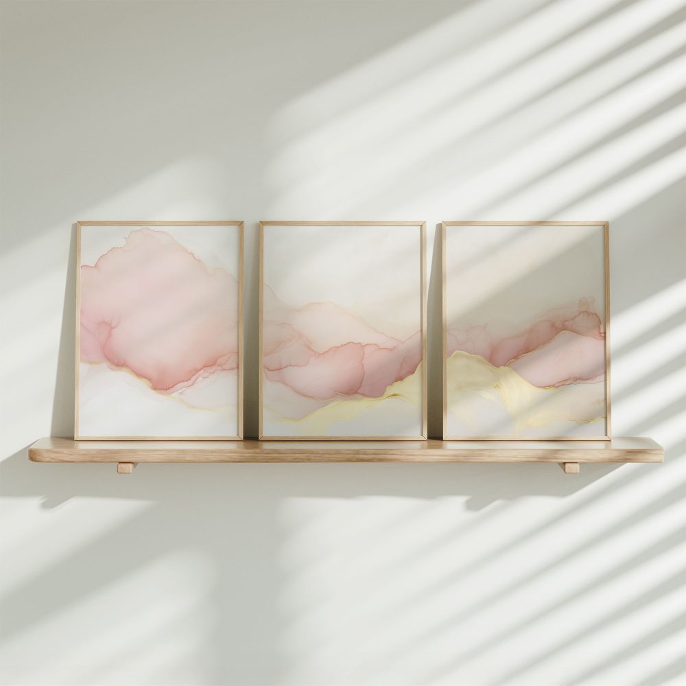 Zachte Roze Dromen: Abstracte Wolkensfeer in Stijlvol Design