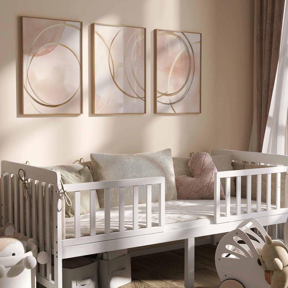 Alternative view of Gouden Cirkels op Roze – Speelse Elegantie