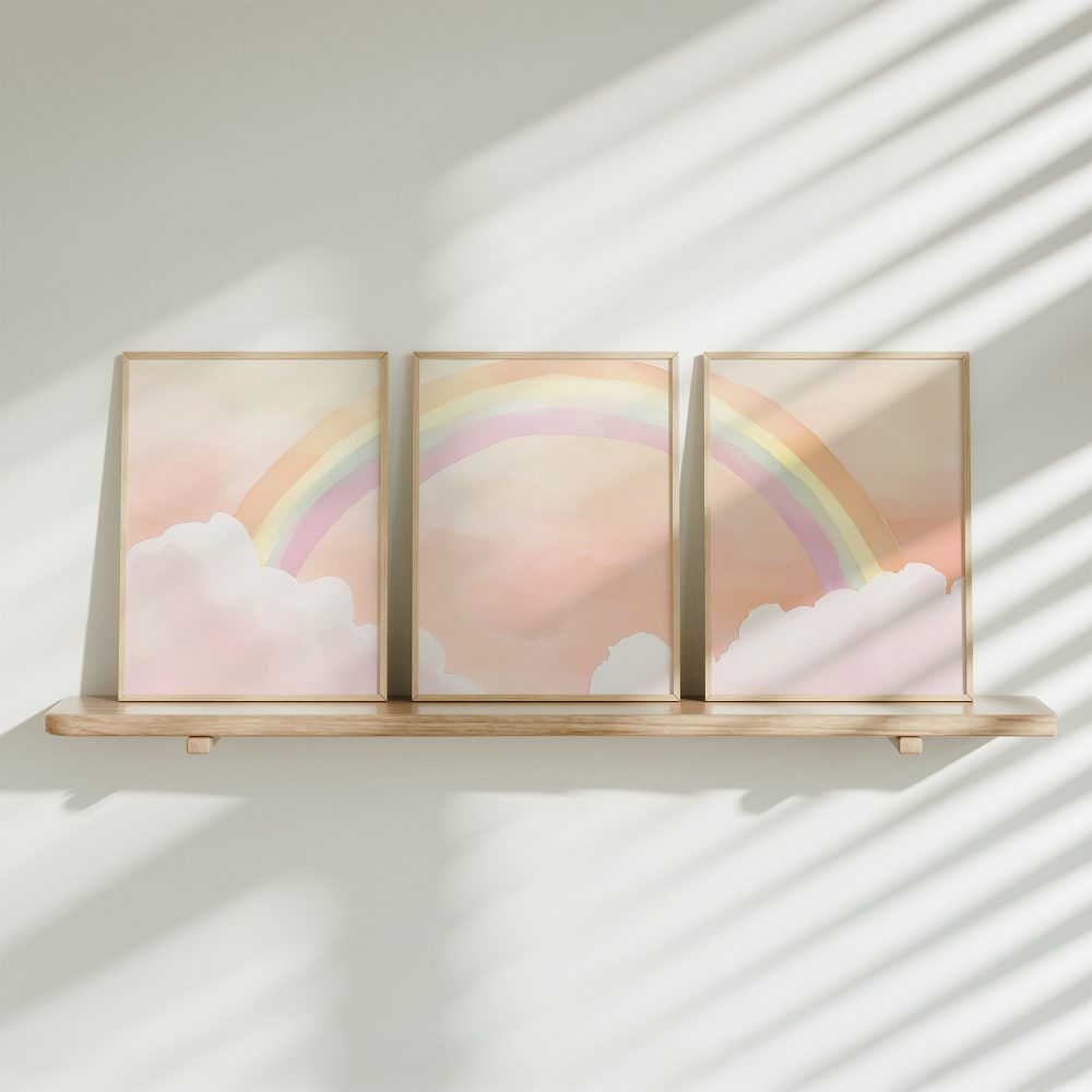 Pastel Regenboog en Dromerige Wolken