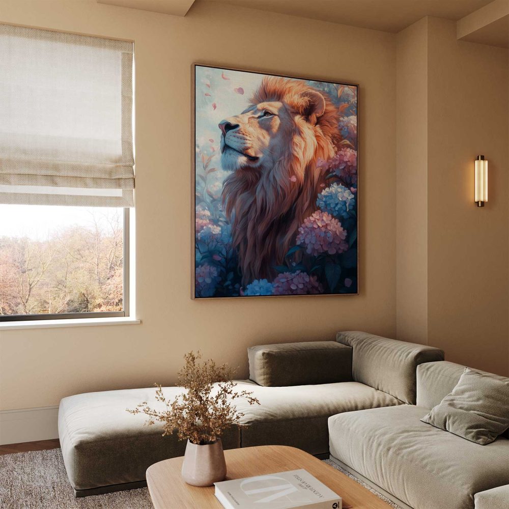 Alternative view of Gouden leeuw in bloemenpracht