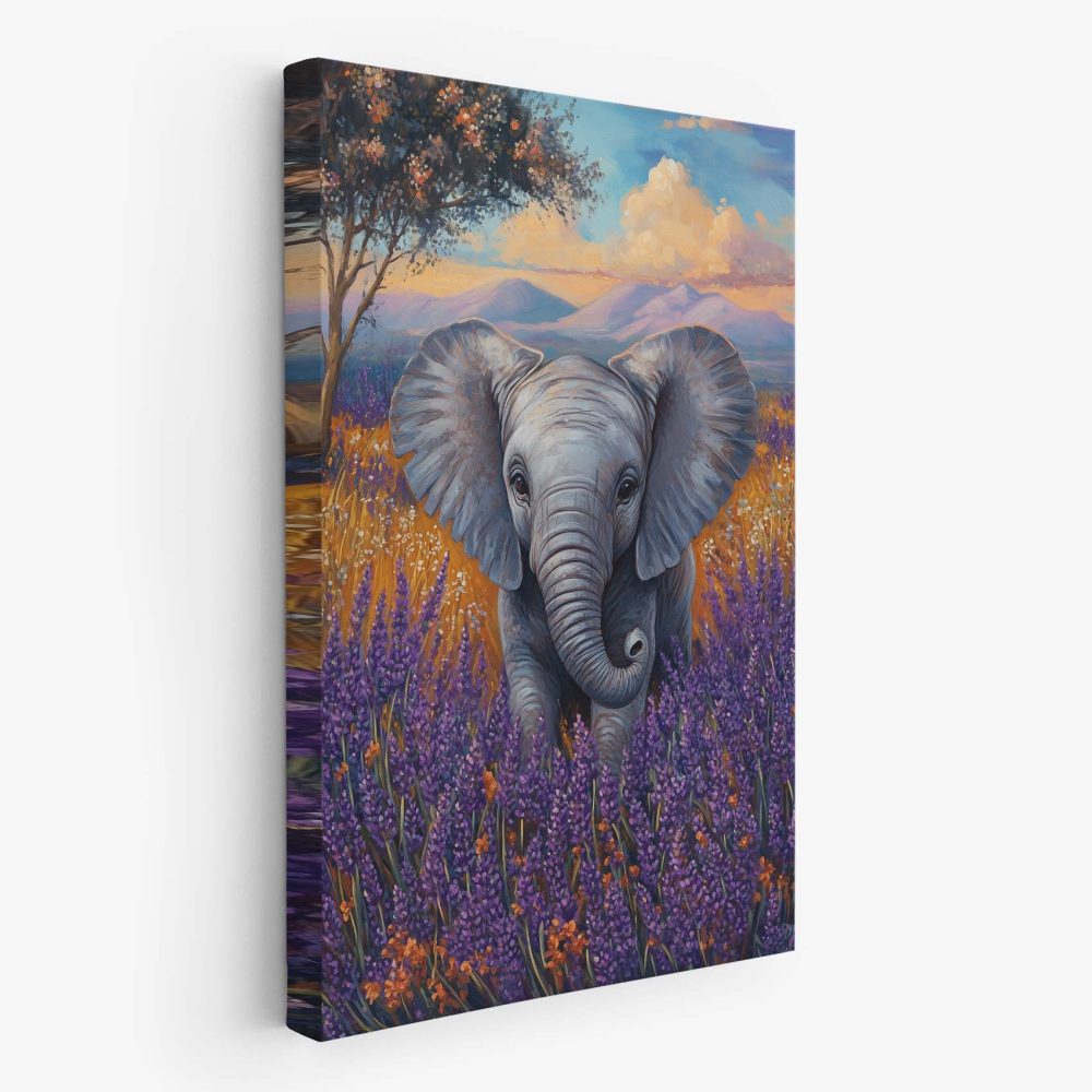 Grijze olifant tussen paarse bloemen