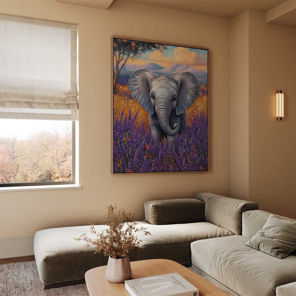 Alternative view of Grijze olifant tussen paarse bloemen