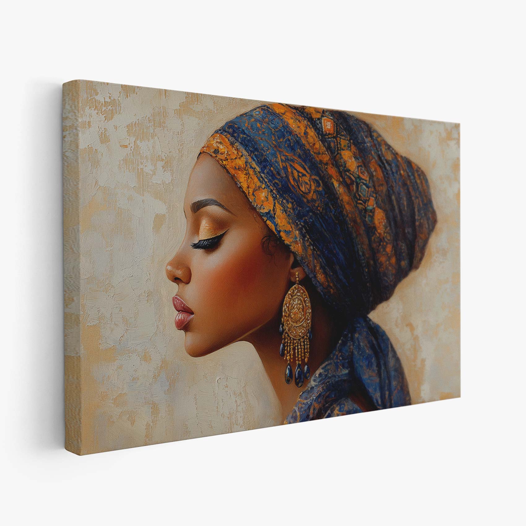 Elegante vrouw met blauw-gouden hoofddoek