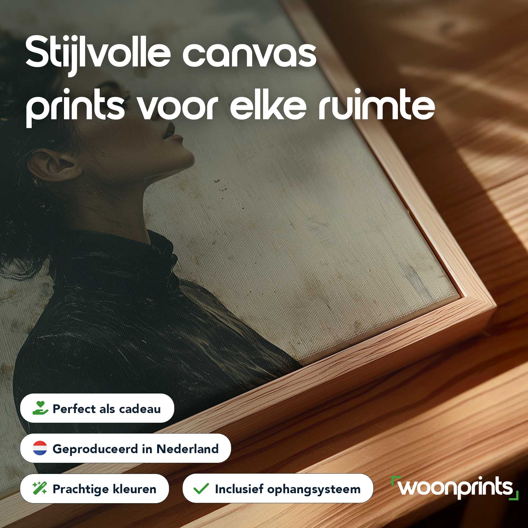Elegante vrouw met goud accent - Afbeelding 4