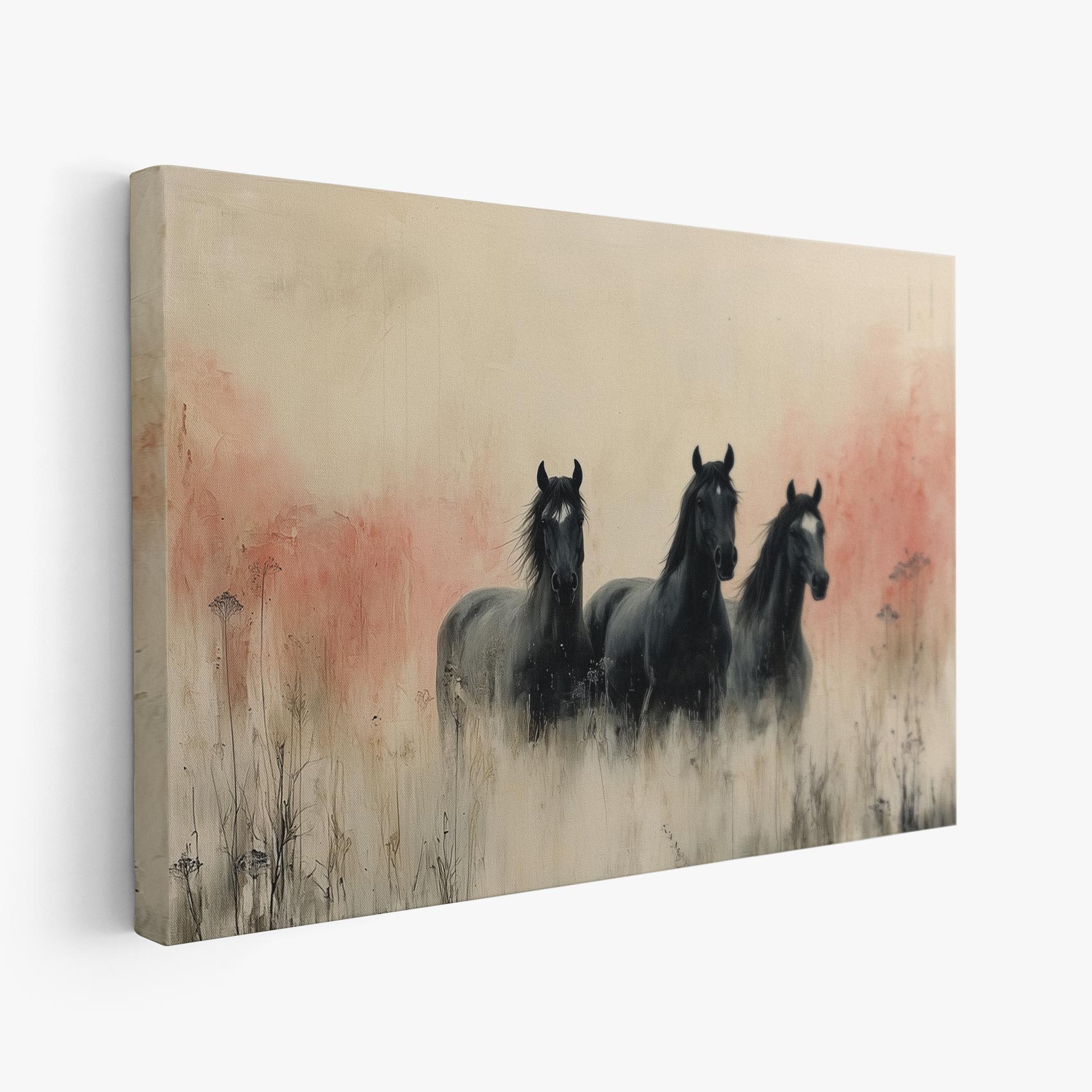 Drie galopperende zwarte paarden