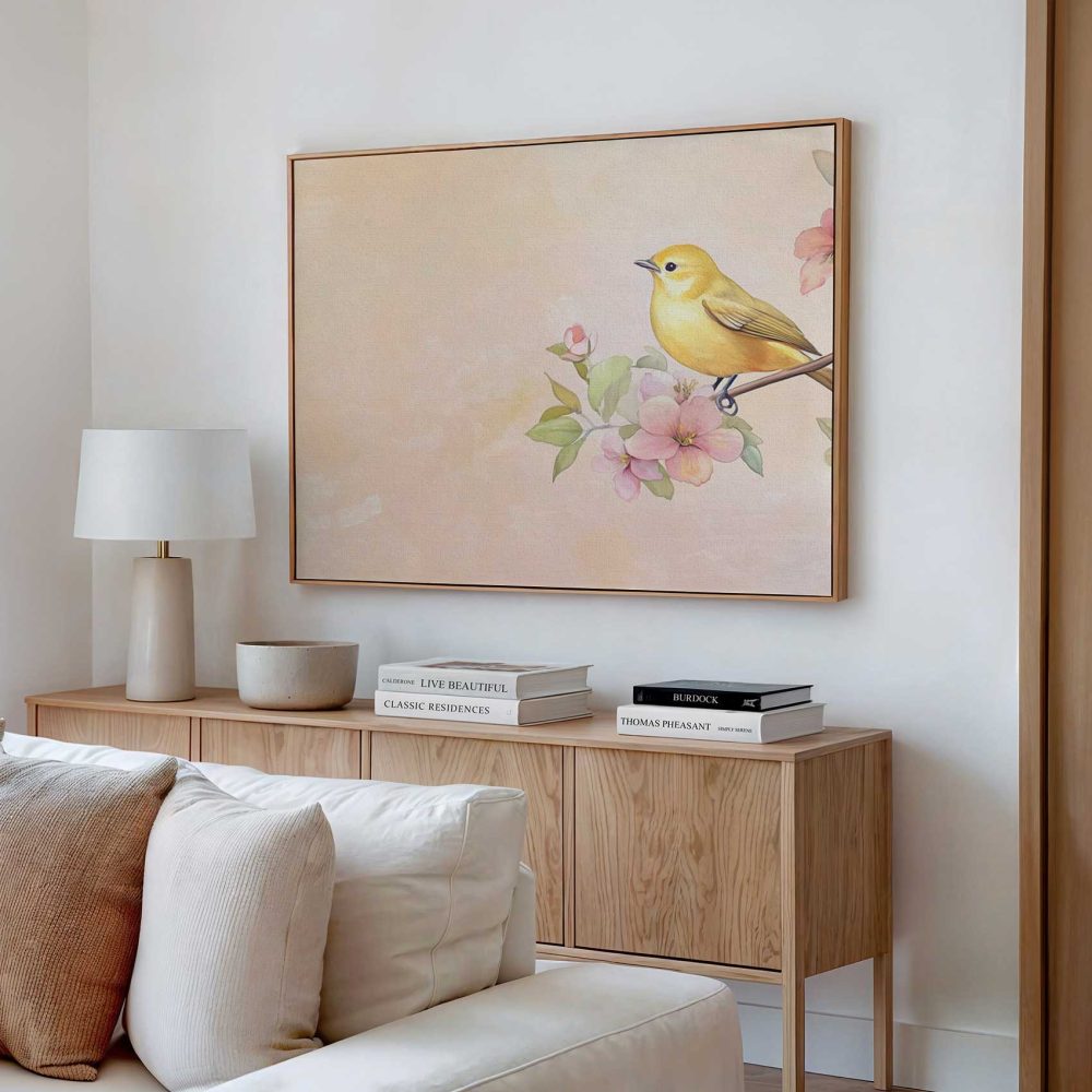 Alternative view of Gele vogel tussen roze bloemen